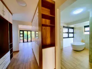 Townhouse/Cluster to Rent in Newlands