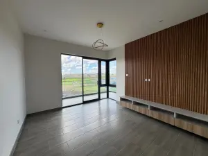 Flat/Apartment to Rent in Borrowdale West