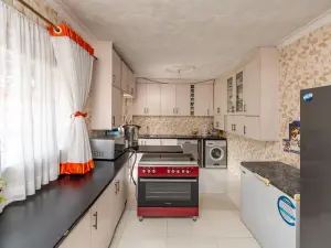 4 Bedroom House to Rent in Kambanji