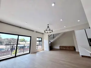 Townhouse/Cluster to Rent in Avondale