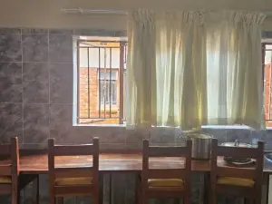 4 Bedroom House to Rent in Gletwin Park