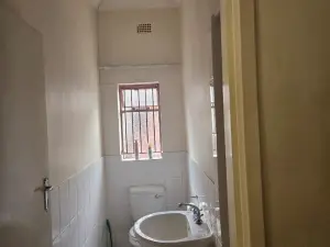 4 Bedroom House to Rent in Gletwin Park