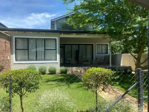 Townhouse/Cluster to Rent in Borrowdale Brooke