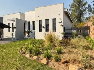 Townhouse/Cluster to Rent in Greendale