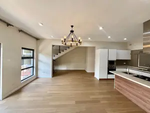 Townhouse/Cluster to Rent in Avondale