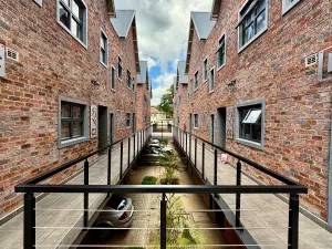 Townhouse/Cluster to Rent in Avondale