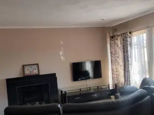 Townhouse/Cluster to Rent in Westgate