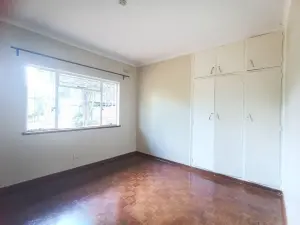 Office to Rent in Rolf Valley