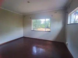Office to Rent in Rolf Valley