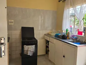 3 Bedroom Cottage/Garden Flat to Rent in Bluff Hill