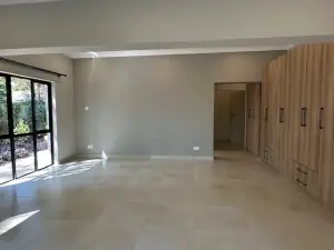 Townhouse/Cluster to Rent in Mount Pleasant