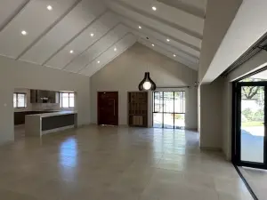 Townhouse/Cluster to Rent in Mount Pleasant