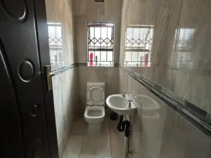 3 Bedroom House to Rent in Mount Pleasant Heights