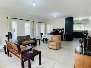 Flat/Apartment to Rent in Greendale