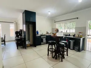 Flat/Apartment to Rent in Greendale