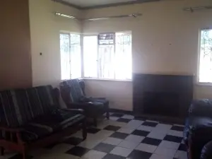 3 Bedroom House to Rent in Mabelreign