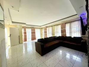 House to Rent in Highlands