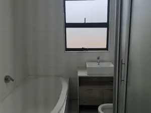 Townhouse/Cluster to Rent in Highlands