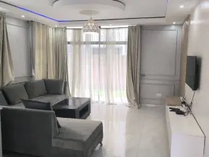 Townhouse/Cluster to Rent in Highlands