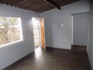 3 Bedroom House to Rent in Sunningdale