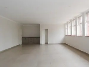 Office to Rent in Bluff Hill