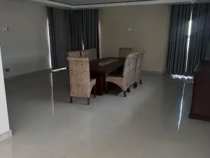 4 Bedroom House to Rent in Pomona