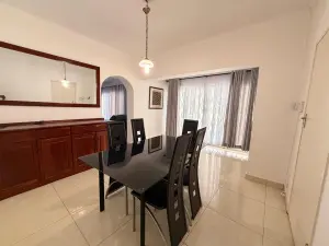 6 Bedroom House to Rent in Chisipite