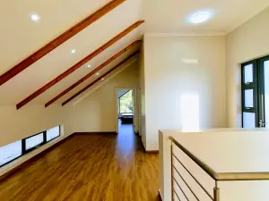 Townhouse/Cluster to Rent in Newlands