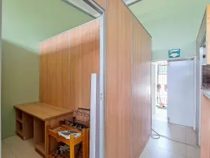 Retail/Shop to Rent in Monavale