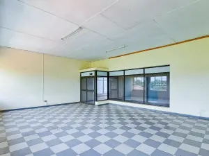 Retail/Shop to Rent in Monavale