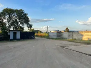 Commercial Stand to Rent in Waterfalls