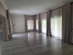 4 Bedroom House to Rent in Greendale North