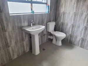 4 Bedroom House to Rent in Greendale North