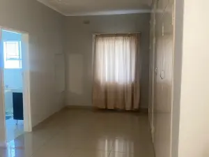 5 Bedroom House to Rent in Bluff Hill