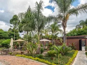 Retail/Shop to Rent in Groom Bridge