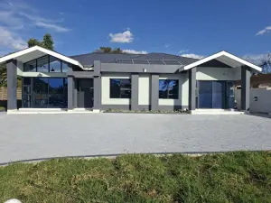Townhouse/Cluster for Sale