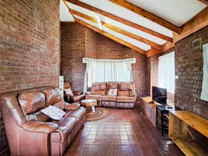 3 Bedroom House to Rent in Avondale