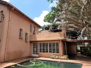 3 Bedroom House to Rent in Milton Park