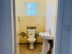 Office to Rent in Eastlea