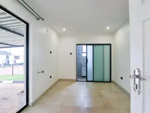 Townhouse/Cluster to Rent in Carrick Creagh Estate