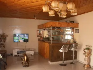 4 Bedroom House to Rent in Mount Pleasant