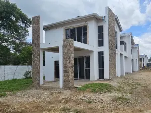 Townhouse/Cluster for Sale