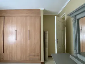 2 Bedroom Cottage/Garden Flat to Rent in Avondale West