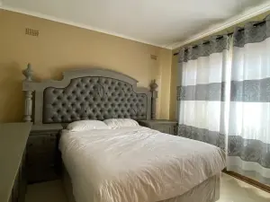 2 Bedroom Cottage/Garden Flat to Rent in Avondale West