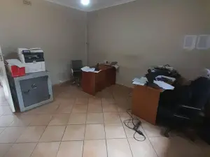 Office to Rent in Greendale