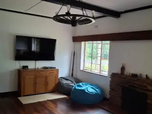 4 Bedroom House to Rent in Mandara