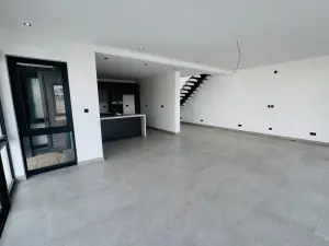 Townhouse/Cluster to Rent in Borrowdale West