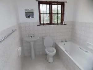 Townhouse/Cluster to Rent in Newlands