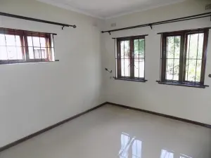 Townhouse/Cluster to Rent in Newlands