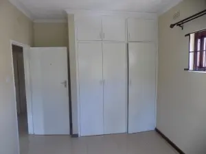 Townhouse/Cluster to Rent in Newlands